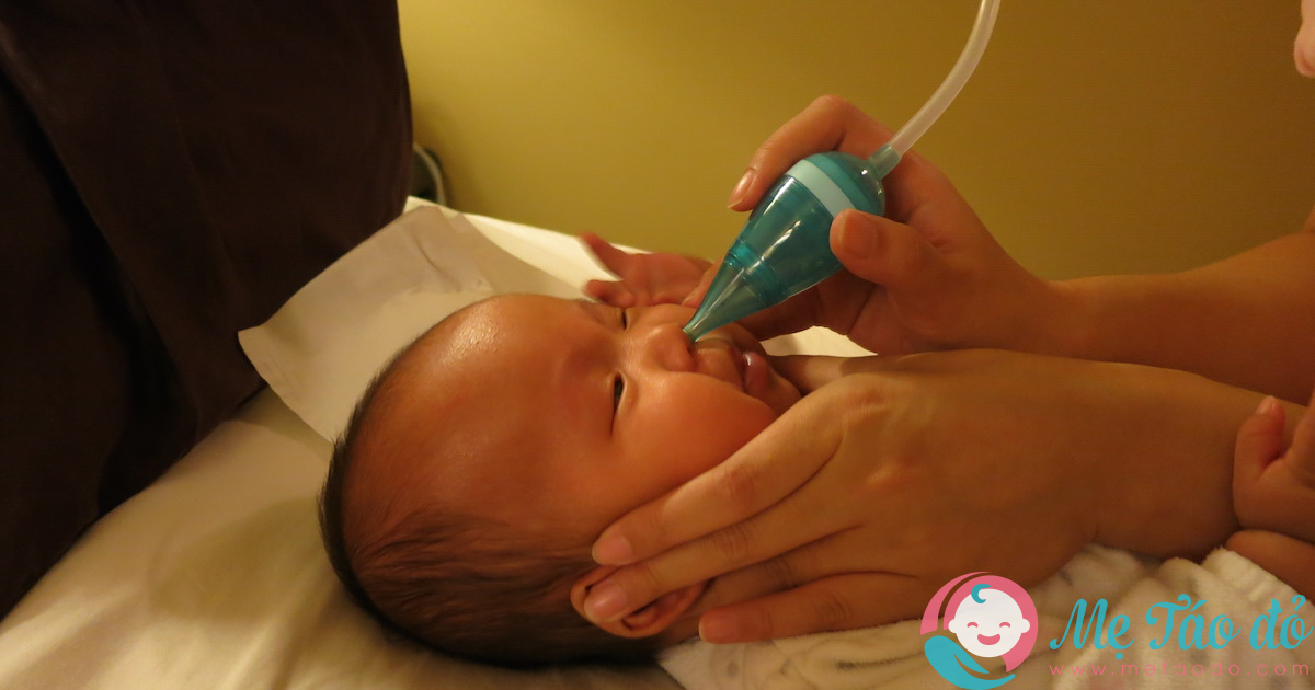 Cách chữa ho cho trẻ 1 tuổi bằng việc vệ sinh mũi họng cho trẻ sạch sẽ