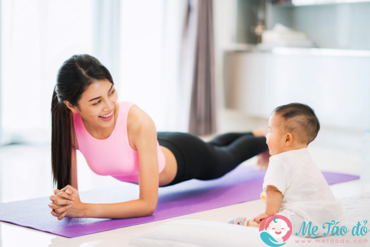 tập yoga giảm cân sau sinh