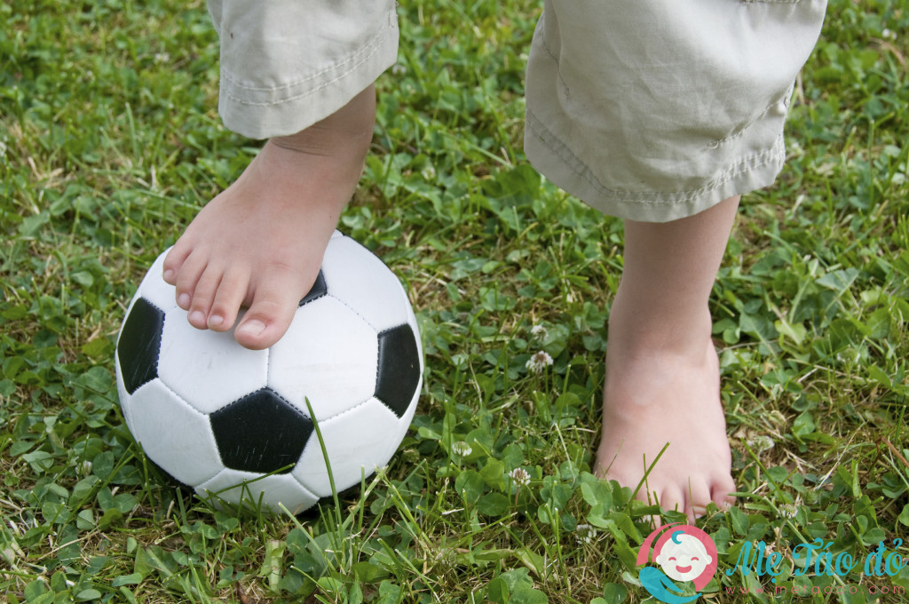 Dấu hiệu bệnh nấm móng chân ở trẻ